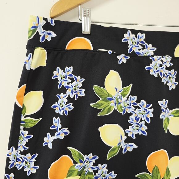Crown & Ivy Skort XXL Womens Citrus Lemons Black Skirt Stretch Inner Shorts - Picture 2 of 9